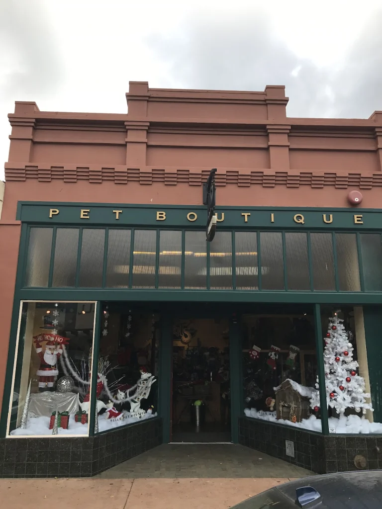 Tails Pet Boutique