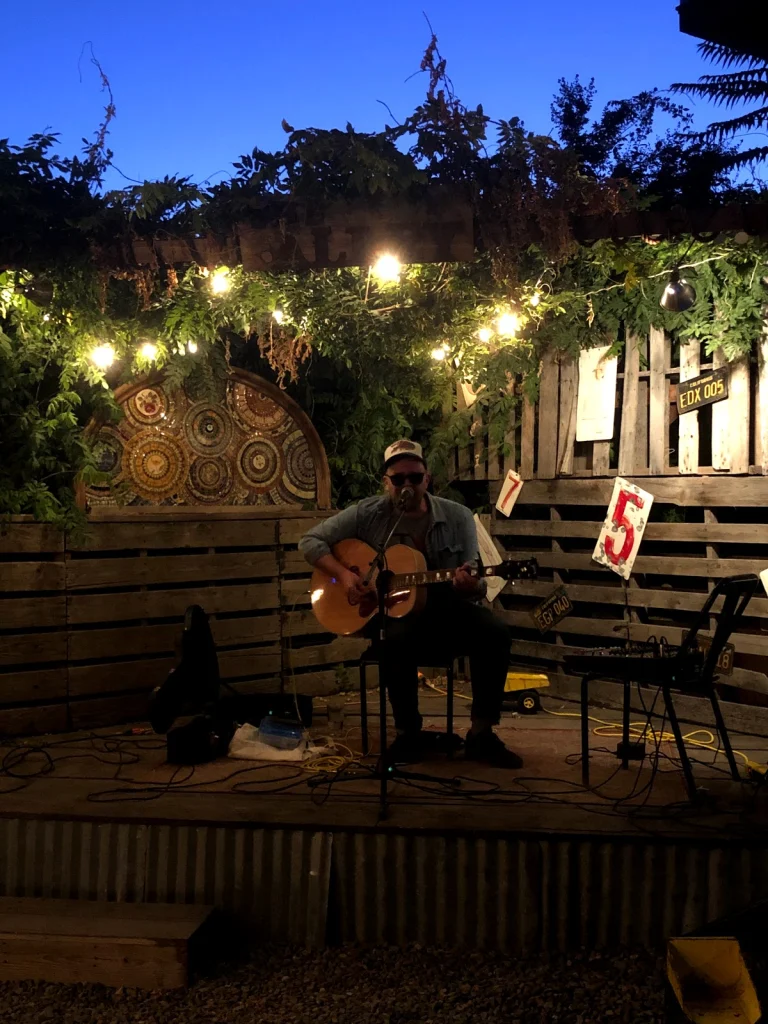 The Alley, a dog-friendly bar in Mariposa, California