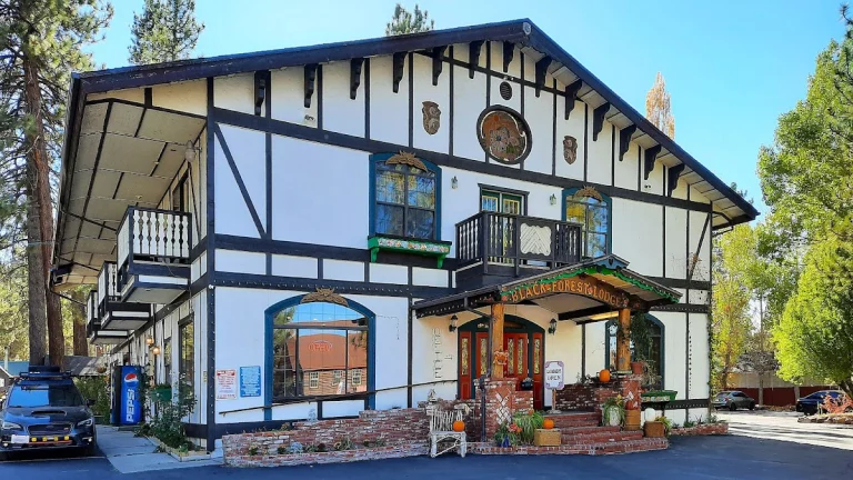The Burgundy, a dog-friendly hotel in Big Bear Lake, California