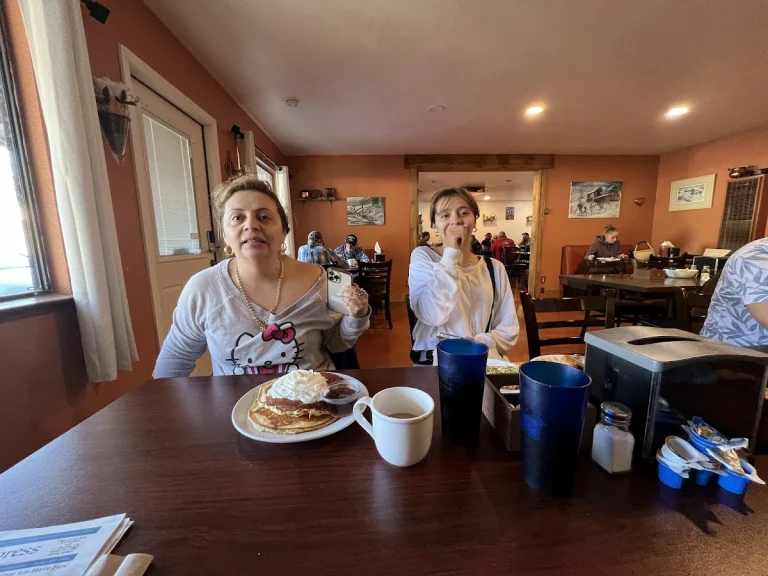 The Copperpot Cafe, a dog-friendly restaurant in Coulterville, California
