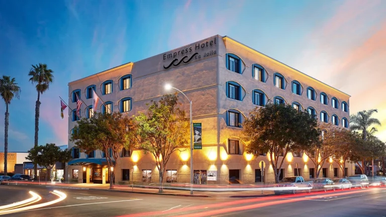 The Empress Hotel, a dog-friendly hotel in La Jolla, California