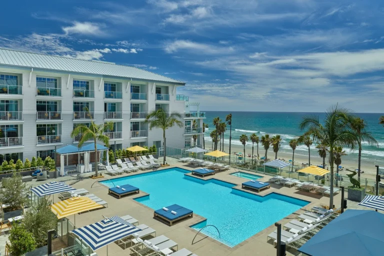 The Seabird Resort, a dog-friendly hotel in Oceanside, California