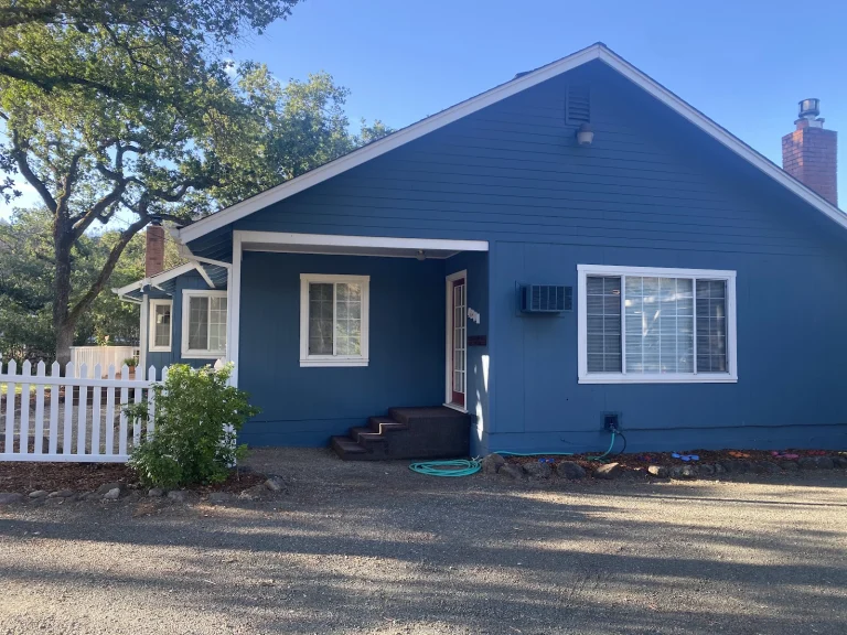 Trailside Inn Bed & Breakfast — dog-friendly bed & breakfasts in Calistoga