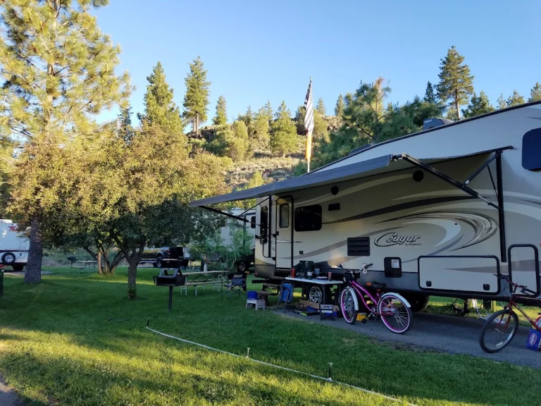 Truckee River RV Park