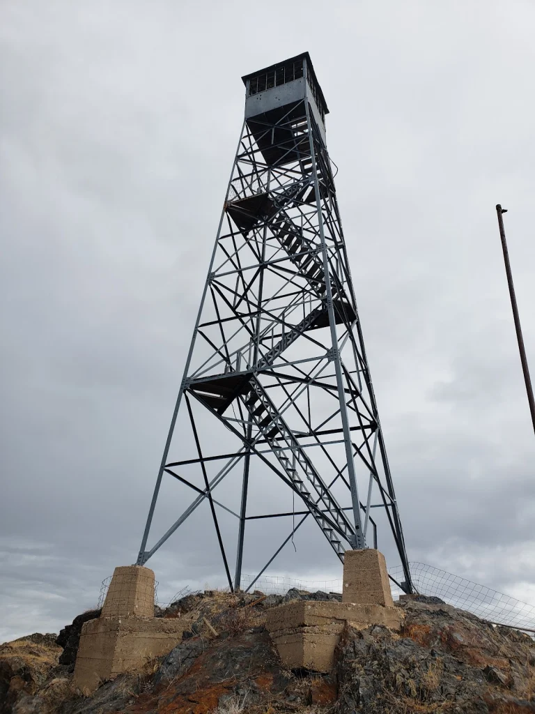 Trumbull Peak Special Interest, a dog-friendly attraction in Groveland, California