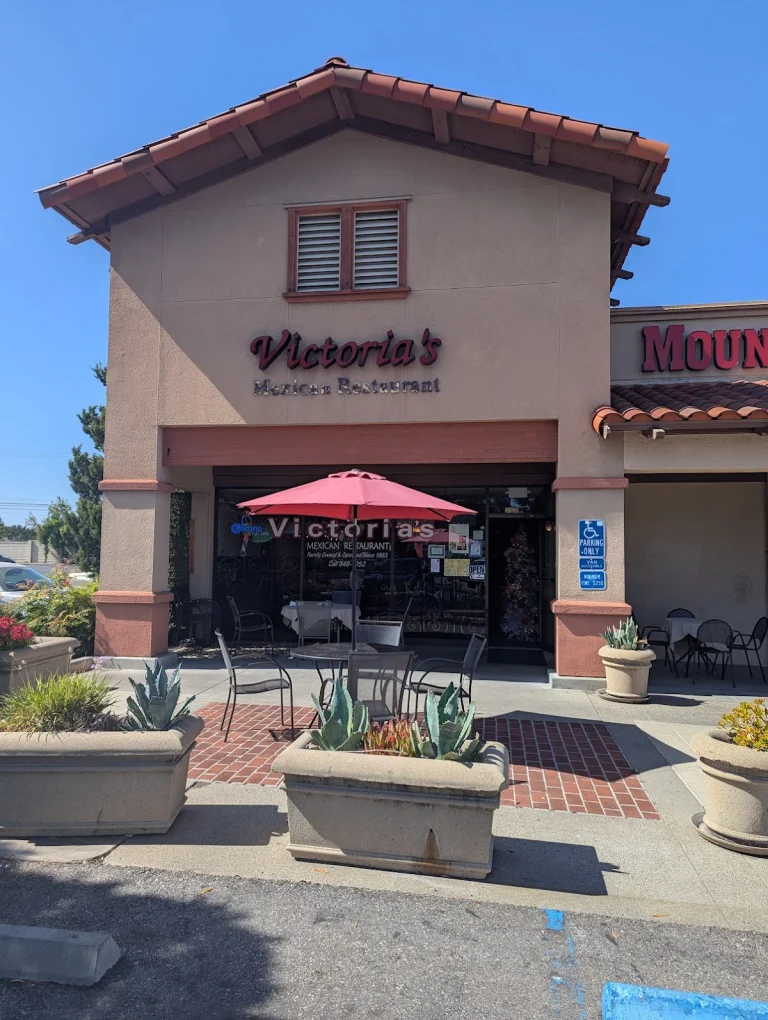 Victoria’s Mexican, a dog-friendly restaurant in Gilroy, California