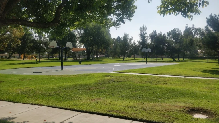 Vineyard Park, a dog-friendly hiking trail in Ontario, California