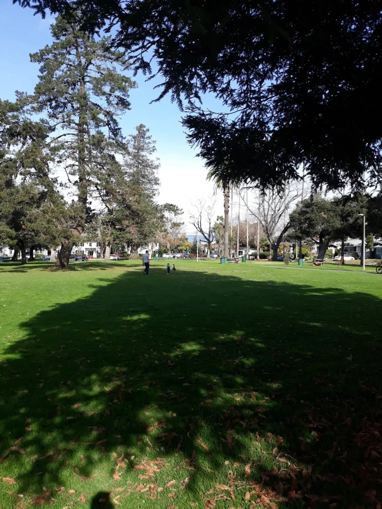 Washington Park, a dog-friendly park in Alameda, California