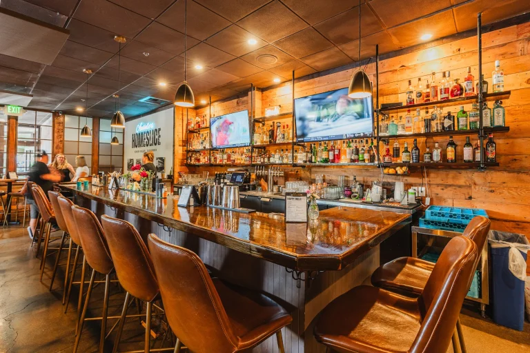 Ausiello’s Homeslice Restaurant and Bar