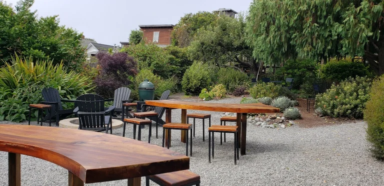 Café Beaujolais