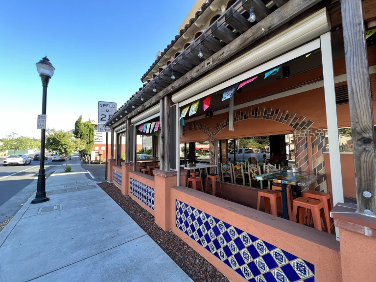 La Hacienda Sonoma Bar & Grill