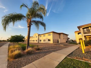 Miramar Inn & Suites