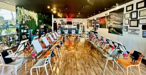PAINT WINE EXPERIENCE: FAMILY-FRIENDLY! DOG WALK
