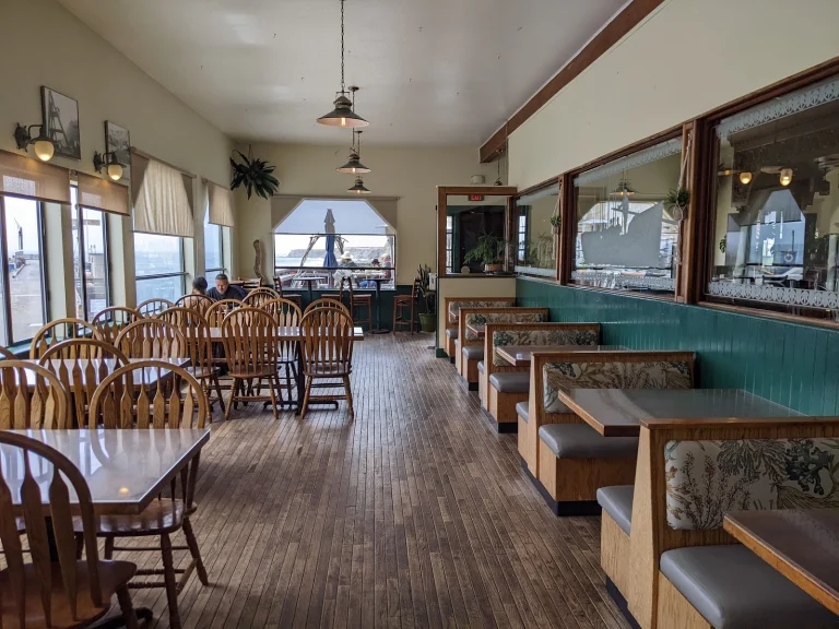 Pier Place Restaurant